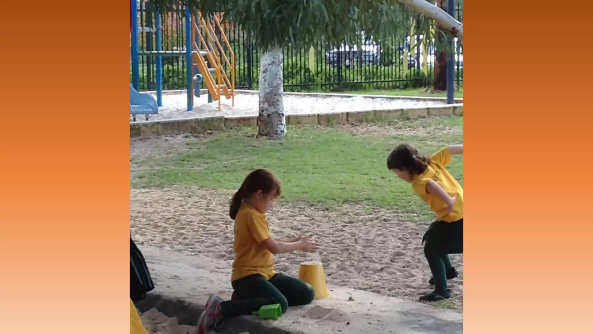 Volcano experiment with our kindy buddies