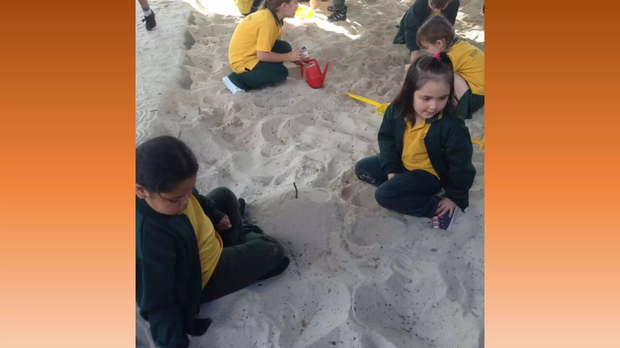 Volcano experiment with our kindy buddies