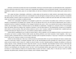 Enfocando o ouvinte dentro do período atual, temos uma peculiaridade: as técnicas de convencimento passam a ser padronizadas pela mídia. o programador é
quem fará a performance, estará entre a notícia e o ouvinte, será o responsável pela credibilidade ou não do que está sendo veiculado. o ouvinte perde assim toda sua
possibilidade de criação ou de co-autoria, passa a ter uma relação robótica com este tipo de intérprete, tão diferente da antiga relação quando a poesia oral era o
texto.
         Com o passar dos tempos a interpretação, a performance e a própria poesia oral vão assumindo um caráter comercial e essa transição inicia-se quando o
autor passa a exigir seus direitos. podemos afirmar que a comercialização de sua obra está ligada ao emprego da escrita que, desde seu surgimento, é monopolizada
pela classe dominante: enquanto a poesia oral ocupava-se em retratar as angústias dos oprimidos, os poetas eram porta-vozes destes. esta inversão de valores vai
nortear, por muitos séculos, os propósitos e os destinos de ambas.
         Zumthor vai ter a preocupação em diagnosticar se há contradição na poesia entre o uso da escritura e das práticas vocais. vai afirmar que “a escritura é a
intenção ou a pressuposição de uma passagem para o impresso” (1993, pg. 99), alega que cada um tem o seu ritmo próprio de desenvolvimento. para M. Clanchy, o
surgimento da escritura é resultado da necessidade em fixar mensagens inicialmente orais e para m. Scholz o seu surgimento está vinculado ao desenvolvimento do
comércio, das comunicações e do direito; é importante observar que tais definições se complementam. a linguagem que o manuscrito vai fixar é a da comunicação
direta, não importava, desta forma, distinguir autor, intérprete ou escrevente. no caso dos textos literários ou, mais especificamente, da poesia oral, as divergências
entre o escrito e o oral vão se acentuar. afinal, quem recitava as poesia era o autor ou o ator ? na poesia, o copista tem uma liberdade maior: o copilador assumia que
emendava certos textos para “adequá-lo ao bom uso”, o que caracteriza a presença inegável e marcante do co-autor.
         Zumthor defende a possibilidade de que, em função do momento histórico, o texto vai depender ou de uma oralidade que funcione na zona da escritura ou de
uma escritura que funcione na oralidade. Mcluchan também percebe essa diferença definindo-a como homem escrevente e homem tipográfico. o fato é que o
manuscrito mantém a característica tátil-oral e a escrita vai adquirir mais efeito a partir do surgimento da imprensa. w. Ong diz que “o manuscrito é uma continuidade
do oral” (1993, pg. 99), a imprensa, no entanto, cria uma ruptura neste ponto.
         Zumthor nos chama atenção para o fato de que o domínio da escrita era extremamente difícil e de que não era estimulada entre todas as camadas sociais:
“escrever é um ofício árduo, cansativo, um artesanato organizado” (1993, pg. 100). essas dificuldades vão sendo minimizadas com o passar dos anos e o incentivo à
escrita vai ocorrer somente a partir do século XX. o trabalho do scriba era restrito a uma elite: chancelaria pontifícia, de bispados, de prefeituras. as oficinas dos
copistas, adquiriam, inclusive, celebridade pelo exercício desse ofício tamanho o seu grau de dificuldade. essas dificuldades inerentes à escritura, determinada pelo
período histórico (observar tabela anexa ilustrando a evolução da escrita a partir do século XIII segundo Paul Zumthor no capítulo v de a letra e a voz.), vão
influenciar a sua decodificação, pois muitos sabiam escrever, mas não ler: eram dois aprendizados distintos. alguns autores vêem a escritura com o poder de apoiar
seu discurso: é o próprio atestado da verdade que vai acrescentar eficácia ao governo dos homens. a palavra, afinal, é o meio pelo qual o homem se manifesta
plenamente; não podemos ignorar, entretanto, que para os iletrados, a letra é inacessível, imaterial, mágica.

                                                                                                                                                                   32
 