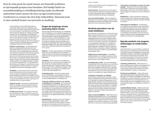 Inkomen en Participatie
2928
De decentralisaties vanuit het Rijk (Participatiewet,
overheveling AWBZ naar Wmo en Jeugdzorg) komen
daar bovenop. Deze hebben alledrie invloed op het terrein
van werk en inkomen en armoedebeleid. Amsterdam
heeft onvoldoende slagkracht in de huidige gemeentelijke
organisatie om de ontwikkeling en uitvoering hiervan
over te nemen. De gemeente blijft verantwoordelijk, maar
om deze extra taken goed te kunnen vervullen moet de
gemeente niet alles meer zelf willen doen. Ze zal zich
anders moeten gaan organiseren. Meer durven loslaten en
vertrouwen hebben in maatschappelijke organisaties en
marktpartijen.Inkomensverlies voorkomen
Bedrijven creëren banen De D66-agenda op het
gebied van werkgelegenheid begint daarom met het
aantrekkelijk maken van de gemeente voor bedrijven en
ondernemers. Door de huidige langdurige economische
crisis neemt het aantal mensen dat een beroep moet doen
op de bijstand toe. D66 pleit ervoor dat de gemeente
nauwer met het UWV gaat samenwerken om deze poten-
tiële toename van bijstandsgerechtigden tijdig in kaart te
brengen, waardoor meer mensen aan het werk gehouden
worden in plaats van in de bijstand belanden. De kracht
van succesvol werkgelegenheids- en re-integratiebeleid
ligt in allianties met werkgevers, uitzendbureaus en ande-
re (markt)partijen. Zij hebben de kennis en ervaring om
op dit gebied met innovatieve oplossingen te komen.
Flexibiliteit Amsterdammers kunnen onder andere
aan het werk blijven door zich om te scholen of ander
werk te accepteren. De gemeente kan ondersteuning
bieden door Buurtgericht Werken. Het stadsdeel is op die
manier actief in de buurten aanwezig en iedere buurt heeft
een eigen buurtcoördinator. De directe omgeving van de
werkzoekende kan zo worden betrokken.
Regionale aanpak D66 vindt dat werkgelegenheids-
beleid en re-integratie niet bij de stadsdeel- of gemeen-
tegrens ophouden. Een regionale aanpak moet worden
opgezet dan wel uitgebreid.
Werkgeverservicepunt Het werkgeverservicepunt
Groot Amsterdam is een goed voorbeeld van samenwer-
king tussen gemeente, marktpartijen en maatschappelijke
organisaties.
Zorgen dat langdurige minima
aansluiting blijven houden
Armoede mag geen belemmering zijn voor ontwikkeling,
zeker niet bij kinderen. In de praktijk zijn langdurige mi-
nima voornamelijk AOW-ers zonder aanvullend pensioen
en (éénouder)gezinnen. Effectief armoedebeleid gaat
primair uit van eigen verantwoordelijkheid en is vooral
gericht op het voorkomen van nieuwe instroom. Het is
van belang om langdurige minima aansluiting te laten
houden bij de maatschappij. D66 vindt dat de gemeente
bijstandsgerechtigden mag vragen maatschappelijk nuttig
werk te doen, zolang dit de zoektocht naar een baan niet
in de weg staat.
Kinderen De steun vanuit de gemeente aan langdurige
minima moet voornamelijk gericht zijn op kinderen, zo
nodig met behulp van bijvoorbeeld maatschappelijk werk,
jeugdzorg en bewezen goed functionerende Eigen Kracht
Conferenties.
Participatie Mensen moeten zoveel mogelijk gesti-
muleerd worden weer aan de slag te gaan. Daarbij is niet
alles vrijblijvend. In bepaalde gevallen zijn dwang en
sancties niet uitgesloten. In situaties waarbij er echt geen
(snelle) terugkeer naar de arbeidsmarkt mogelijk is, moet
de nadruk liggen op het stimuleren van scholing en het
verrichten van maatschappelijk werk.
Aansluiting houden D66 ziet de volgende midde-
len om aansluiting bij de maatschappij te bevorderen:
(verbetering van) taalonderwijs, periodieke coachings- of
verantwoordingsgesprekken en vrijwilligerswerk.
Voldoende middelen ten behoeve van scholing
en opleiding voor re-integratie Teveel mensen met
een bijstandsuitkering staan aan de zijlijn, kunnen zich
onvoldoende omscholen en zo weer deel gaan nemen aan
het arbeidsproces. In de praktijk zijn de beschikbare mid-
delen onvoldoende gebleken om dit probleem adequaat
aan te pakken. D66 wil daarom dat de gemeente hiervoor
extra middelen inzet en in gesprek gaat met werkgevers en
kenniscentra om de zogeheten O&O fondsen voor dit doel
in te zetten.
Scholingslening D66 pleit ervoor om de scholings-
lening voor minima toegankelijker te maken, zodat
meer mensen er gebruik van kunnen maken. De meeste
aanvragen worden nu afgewezen omdat de aanvragers
bijvoorbeeld een studieschuld hebben of omdat ze te veel
verdienen, ook al houden ze netto te weinig geld over om
zelf een opleiding te betalen.
Dienstverlening D66 streeft naar een betere dienst-
verlening binnen de Dienst Werk en Inkomen (DWI) door
de verdere professionalisering van de klantmanagers,
verbeterde informatievoorziening en communicatie.
Inzet op fraudebestrijding Mede om draagvlak te
behouden is er een intensieve aanpak van fraude met bij-
standsuitkeringen nodig. Gemeentelijke diensten kunnen
hiertoe beter en meer informatie uitwisselen.
Noodhulp garanderen voor de
meest kwetsbaren
Bij mensen met een laag inkomen en een beperkt netwerk
liggen calamiteiten altijd op de loer en is er soms behoef-
te aan noodhulp. De gemeente steunt hierbij op maat-
schappelijke partners om een laatste vangnet te bieden.
Voorbeelden hiervan zijn het Pact van Amsterdam (een
netwerk van de Gemeente Amsterdam, het bedrijfsleven
en maatschappelijke organisaties), de voedselbank en
buurtinitiatieven van Amsterdammers onderling. Der-
gelijke organisaties en initiatieven bieden ook hulp aan
bijvoorbeeld dak- en thuislozen, prostituees, illegalen en
anderen die niet binnen de kaders van de gemeentelijke
steunregelingen vallen.
Publiek-private samenwerking De beschikbare
publieke middelen voor noodhulp worden kleiner. D66 is
voorstander van vormen van publiek-private samenwer-
king om mensen in nood tijdig te bereiken.
Fonds Bijzondere Noden Het bijna honderdjarige
Fonds Bijzondere Noden Amsterdam is een voorbeeld van
publiek-private samenwerking op het gebied van nood-
hulp. Mede op initiatief van D66 loopt er een onderzoek
naar nut en noodzaak van het Fonds. D66 vindt dat het
armoedebeleid een ‘post onvoorzien’ nodig heeft in de
vorm van een noodfonds voor urgente financiële nood.
Voorkomen en beperken van schulden
D66 streeft naar maximale inzet op preventie en snelle
hulp bij schuldproblematiek. Bijvoorbeeld door projecten
als ‘Vroeg Eropaf’ (een samenwerkingsverband van wo-
ningcorporaties, stadsdelen, de Dienst Werk en Inkomen
(DWI) en de Samenwerkende Organisaties Maatschappe-
lijke dienstverlening Amsterdam (SOM). De wachtlijsten
voor schuldhulpverlening in Amsterdam zijn weliswaar
afgenomen, maar de huidige wachttijd van 80 dagen is
nog steeds veel te lang om tijdig verslechtering van de
situatie te voorkomen.
Eigen verantwoordelijkheid Volgens D66 moet het
schuldhulpverleningstraject in een zo vroeg mogelijk sta-
dium afgestemd zijn op de zelfredzaamheid en motivatie
van de betrokkene, waarbij een goede inschatting van de
capaciteiten van de cliënt van belang is en er een vangnet
moet zijn voor hen die meer ondersteuning nodig hebben.
Uitwisseling van informatie en ruimte voor klant-
manager D66 pleit voor een betere (liefst digitale)
uitwisseling van informatie tussen betrokken partijen.
Klantmanagers zouden meer ruimte moeten krijgen voor
eigen afwegingen en methodes om tot betere resultaten te
komen.
Budgetbeheer Alleen in gevallen waar cliënten psy-
chisch aantoonbaar niet in staat zijn hun eigen financiën
te beheren budgetbeheer instellen en dan liefst als tijdelij-
ke maatregel.
Afstemming met schuldeisers De afstemming
met schuldeisers (zoals de Rijksoverheid, nutsbedrijven
of woningbouwcorporaties) moet worden verbeterd. In
bepaalde gevallen blijkt bijvoorbeeld dat schulden bij
de Rijksoverheid (met name toeslagen) het inkomen
van schuldhulpverleningscliënten onder het minimum
brengen. Daarnaast vormen belastingschulden soms een
obstakel voor het treffen van schuldregelingen.
Speciale aandacht voor jongeren,
zelfstandigen en mindervaliden
Jongeren
Jeugdwerkloosheid is een groot probleem, omdat het de
nieuwe generatie op achterstand zet. Een hoge kwaliteit
van onderwijs vergroot de mogelijkheden op werk, maat-
schappelijke participatie en (financiële) zelfstandigheid.
Een toenemend aantal jongeren heeft schulden. In de
eerste plaats zijn jongeren en hun ouders of verzorgers
hier zelf verantwoordelijk voor, maar de gemeente en
onderwijsinstellingen kunnen ondersteuning bieden.
Aansluiting arbeidsmarkt D66 streeft naar een
goede aansluiting tussen opleiding en arbeidsmarkt. Daar-
voor moet het aanbod van stages en leerwerktrajecten
worden vergroot, hetgeen samenwerking vereist tussen
onderwijsinstellingen, werkgevers en de gemeente.
Werknemersvaardigheden Volgens D66 moeten
onderwijsinstellingen meer aandacht besteden aan het
bijbrengen van werknemersvaardigheden, de begeleiding
bij solliciteren en ondersteuning bij het opbouwen van een
netwerk. Dit geldt ook voor Amsterdammers die al een
diploma hebben maar deze vaardigheden ontberen. Dit is
een gezamenlijke opgave voor bedrijfsleven, onderwijs en
gemeente.
Jeugdschuldhulpverlening Schulden onder jonge-
ren is een groeiend probleem. Schuldhulpverlening voor
deze groep vraagt om een specifieke benadering. D66
juicht de initiatieven die nu al op scholen plaatsvinden in
het kader van financiële educatie / zelfredzaamheid toe.
In meerdere stadsdelen zijn verschillende succesvolle ini-
tiatieven ontplooid. D66 wil deze succesvolle initiatieven
uitbreiden naar scholen in alle stadsdelen. Zoveel mogelijk
jongeren moeten met een schone lei aan het werkende
leven kunnen beginnen.
Door de crisis groeit het aantal mensen met financiële problemen
en zijn bepaalde groepen extra kwetsbaar. Het huidige beleid van
armoedebestrijding en schuldhulpverlening maakt onvoldoende
onderscheid tussen mensen die meer op eigen kracht kunnen
voortbouwen en mensen die extra hulp nodig hebben. Daarnaast moet
er meer aandacht komen voor preventie en noodhulp.
 