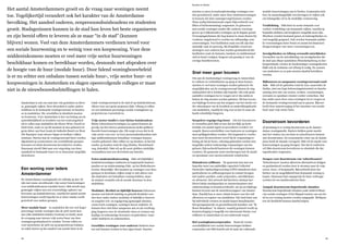 Bouwen en Wonen
4948
Amsterdam is ook een stad met vele gezichten en diver-
se, gemengde wijken. Deze diversiteit is onder andere
zichtbaar in de bestaande woningvoorraad, in buurten
en in stadsdelen. Die verschillen in identiteit moeten
we koesteren. Voor Amsterdam is het van belang om de
aantrekkelijkheid en kwaliteit van het centrumgebied
uit te rollen naar stadsdelen als Nieuw-West, Noord en
Zuid-Oost, zoals we op dit moment al zien gebeuren in
grote delen van Oost (zoals de Indische Buurt) en West
(De Baarsjes) waar nieuwe hippe en leefbare wijken
ontstaan. Hiertoe kan de woningvoorraad beter worden
afgestemd op woonwensen van verschillende groepen
bewoners en dient doorstroom bevorderd te worden.
Daarnaast streeft D66 naar een vergroting van duur-
zaamheid in bestaande bouw en zo duurzaam mogelijke
nieuwbouw.
Een woning voor iedere
Amsterdammer
De Amsterdamse woningmarkt zit volledig op slot. Er
zijn met name onvoldoende vrije sector huurwoningen
voor middeninkomens (modale huur). D66 streeft naar
gemengde wijken met een evenwichtige opbouw van
bewoners op stadsdeelniveau, waarbij het aantal sociale
huurwoningen wordt beperkt en er meer ruimte wordt
gecreëerd voor andere groepen.
Meer modale huur In stadsdelen die een veel hoger
percentage sociale woningen dan de 30%-norm ken-
nen (alle stadsdelen behalve Centrum en Zuid), moet
de overgang naar nieuwe vrije sector huur van deze
woningen gestimuleerd te worden. Tevens willen we
voor nieuwbouw de 30% eis op projectniveau loslaten
en enkel sturen op het aandeel van sociale huur in de
totale woningvoorraad in de stad of op stadsdeelniveau.
Alleen voor zeer grote projecten (bijv. IJburg 2) willen
we een minimum percentage sociale woningbouw op
projectniveau voorschrijven.
Vrije sector studio’s voor kleine huishoudens
Kleine (nieuwbouw)woningen (ca 35m2) kunnen als
gevolg van het nieuwe puntensysteem straks gelibera-
liseerde huurwoningen zijn. Dit zorgt ervoor dat in de
vrije sector voor een- en twee persoonshuishoudens met
lage middeninkomens betaalbare woningen kunnen
worden gebouwd. Hier willen we op inzetten, in het bij-
zonder op locaties rond de ring (Zuidas, Wenckebach-
weg, Kolenkit). D66 wil op dit soort plekken stedelijke
woonmilieus met een diversiteit aan functies.
Extra studentenhuisvesting D66 wil (tijdelijke)
studentenwoningen realiseren in leegstaande kantoor-
panden en op stadscampings (bijv. op het Riekerhaven-
terrein, Sloterdijk). Het inzetten op woningen voor deze
groepen in kwetsbare wijken zorgt er niet alleen voor
dat studenten een betaalbare woning hebben, maar
de student versterkt ook de sociale structuur in deze
stadsdelen.
Modulair, flexibel en tijdelijk bouwen Gebouwen
moeten wat betreft indeling en gebruik flexibeler wor-
den door onder andere modulair of tijdelijk te bouwen
en soepeler wet- en regelgeving (gemengde functies,
woon/werk-woningen, woningen boven winkels). Zo
kunnen deze zich beter aanpassen aan en als overbrug-
ging fungeren voor de wisselende eisen en wensen van
huidige en toekomstige bewoners en gebruikers, waar-
onder bedrijven en ondernemers.
Geschikte woningen voor ouderen Ouderen moe-
ten oud kunnen worden in hun eigen buurt. Daartoe
moeten er meer levensloopbestendige woningen wor-
den gerealiseerd, onder meer door studentenwoningen
te bouwen die later samengevoegd kunnen worden.
Waar nodig belemmerende regels (bijvoorbeeld voor
liften of herbestemming) wegnemen. In gebouwen
met sociale woningen zonder lift, ouderen voorrang
geven op (vrijkomende) woningen op de begane grond.
Verzorgingstehuizen die leeg komen te staan dienen bij
voorkeur omgebouwd te worden tot zelfstandige seni-
orenwoningen. Veel faciliteiten zoals een lift zijn hier
namelijk vaak al aanwezig. Bij dergelijke woonvoor-
zieningen voor ouderen kan worden gestimuleerd dat
faciliteiten zoals de huisarts, tandarts en middenstand
zich in buurt vestigen, hetgeen ook gunstig is voor de
overige buurtbewoners.
Snel meer gaan bouwen
Om aan de (toekomstige) woningvraag in Amsterdam
te voldoen en verhuisketens op gang te laten komen
moeten er veel meer woningen worden gebouwd. De
mogelijkheden om de woningvoorraad binnen de ring
substantieel uit te breiden zijn beperkt. Om echt grote
aantallen woningen toe te voegen zal er dus nabij en
buiten de ring moeten worden gekeken. Dit kan tevens
een bijdrage leveren aan het stoppen van het steeds ver-
der uiteenlopen van de kwaliteit en aantrekkingskracht
van stadsdelen, waarbij de ring A10 en het IJ soms als
harde scheidslijn fungeren.
Soepelere regelgeving bouw Om het bouwproces
te versnellen pleit D66 ervoor dat het Rijk op korte
termijn een aantal regels en procedures (verder) ver-
soepelt. Bouwvoorschriften voor kantoren en woningen
moet gelijkgetrokken worden. Om leegstand te voorko-
men moet bij nieuwbouw zowel bij de vergunningver-
lening als bij de bouw, rekening gehouden worden met
mogelijke andere toekomstige toepassingen van het
gebouw (bijvoorbeeld kantoren die woningen kunnen
worden). De gemeente moet meebewegen met de markt
en openstaan voor onconventionele constructies.
Stimuleren zelfbouw De gemeente kan met een
beperkte inzet van ambtelijke capaciteit Collectief
Particulier Opdrachtgeverschap (CPO) stimuleren door
particulieren en zelfbouwgroepen in contact brengen
met andere partijen, zoals corporaties, ontwikkelaars
en adviseurs. Het netwerk dat hierdoor ontstaat faci-
liteert lokale marktpartijen en Amsterdammers met
ondersteuning en kennisoverdracht, zat zij een bijdrage
kunnen leveren aan de nieuwbouwopgave van Amster-
dam. Daarbij kan er meer ruimte komen voor het zelf
afbouwen en regelen van installaties. Dat sluit beter aan
bij individuele wensen en maakt kopen betaalbaarder.
Het georganiseerde en gecoördineerde karakter van ‘’Ik
Bouw Betaalbaar’’ in Almere, waarbij gestuurd wordt op
kostenverlaging is mogelijk een interessant thema voor
zelfbouw in Amsterdam en een onderzoek waard.
Rol woningbouwcorporaties Naast de verant-
woordelijkheid voor sociale huurwoningen hebben
corporaties wat D66 betreft ook de taak om voldoende
modale huurwoningen aan te bieden. Corporaties heb-
ben via maatschappelijke investeringen in wijken ook
een belangrijke rol in de stedelijke vernieuwing.
Verdichting D66 kiest in eerste instantie voor
verdere verdichting van bestaande wijken, waarbij op
bepaalde plekken ook hoogbouw mogelijk moet zijn.
Hierdoor worden bestaand groen en buitengebieden zo-
veel mogelijk gespaard. Ook worden bestaande publie-
ke voorzieningen beter benut en neemt het financieel
draagvermogen voor meer voorzieningen toe.
Invulgebieden en IJburg versneld ontwikkelen
Versnellen van de ontwikkeling van invulgebieden die
de stad aan elkaar aansluiten (Wenckebachweg en Zee-
burgereiland). Gezien de (toekomstige) woningtekorten
blijft ook de realisatie van IJburg II nodig. De wensen
van studenten en ex-pats moeten daarbij betrokken
worden.
Bijbouwen en aanpassen woningvoorraad rond
A10 D66 wil de gebieden rond de A10, waaronder de
Zuidas, met een hoge bebouwingsintensiteit en functie-
mening (een mix van wonen, werken, voorzieningen,
recreatie en openbare ruimte) verder versterken. Dat
kan onder meer door extra woningen toe te voegen en
de bestaande woningvoorraad aan te passen. Bijvoor-
beeld door samenvoeging of het omzetten van sociale
huur naar vrije sector huur.
Doorstroom bevorderen
Al jarenlang is er weinig doorstroom op de Amster-
damse woningmarkt. Starters hebben grote moeite
met het vinden van een huis en scheefwoners kunnen
niet doorstromen. De economische crisis van de laatste
jaren heeft de situatie verergerd. D66 wil de markt voor
huurwoningen op gang brengen. Om dat te realiseren
wil D66 doorstroom bevorderen en obstakels die dat
tegenhouden wegnemen.
Zorgen voor doorstroom van ‘scheefwoners’
‘Scheefwoners’ moeten allereerst alternatieven krijgen
en gestimuleerd worden door te stromen naar de vrije
sector, huur- of koopmarkt. Bijvoorbeeld door het
bieden van de mogelijkheid hun bestaande woning te
kopen. Daarnaast kan stapsgewijs de huur verhoogd
worden tot een marktconforme huur.
Aanpak doorstroom-beperkende situaties
Doorstroom-beperkende situaties zoals onderverhuur
van sociale woningen of het illegaal runnen van een ho-
tel in een woning moeten worden aangepakt. Meldpun-
ten als Zoeklicht kunnen daarbij helpen.
Het aantal Amsterdammers groeit en de vraag naar woningen neemt
toe. Tegelijkertijd verandert ook het karakter van de Amsterdamse
bevolking. Het aandeel ouderen, eenpersoonshuishoudens en studenten
groeit. Stadsgezinnen kunnen in de stad hun leven het beste organiseren
en zijn bereid offers te leveren als ze maar “in de stad” (kunnen
blijven) wonen. Veel van deze Amsterdammers verdienen teveel voor
een sociale huurwoning en te weinig voor een koopwoning. Voor deze
middeninkomens moeten er veel meer vrije sector huurwoningen
beschikbaar komen en bereikbaar worden, desnoods met afspraken over
de hoogte van de huur (modale huur). Door falend woningbouwbeleid
is er nu echter een onbalans tussen sociale huur-, vrije sector huur- en
koopwoningen in Amsterdam en slagen opeenvolgende colleges er maar
niet in de nieuwbouwdoelstellingen te halen.
 