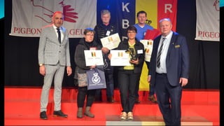 Vrijdag 11-3-22-huldiging-fotos-scherm