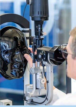 Server.net Eye VRmNet Eyesi Slit Lamp brochure | PDF