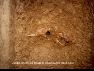 Quelques mètres au-dessus de lutteurs Kushti (sport indien )
 