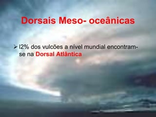 Os DEPÓSITOS PIROCLÁSTICOS dizem respeito a fragmentos de rochas directamente ligados com o magma ejectado na forma de um spray, ou com a fragmentação das paredes das rochas pré-existentes (câmaras magmáticas). De acordo com o tamanho podem ser classificados como do tipo bloco, bomba, lapilli, cinzas ou pó. Diâmetro das Partículas (mm)	PiroclastosMaior que 64		Bomba
