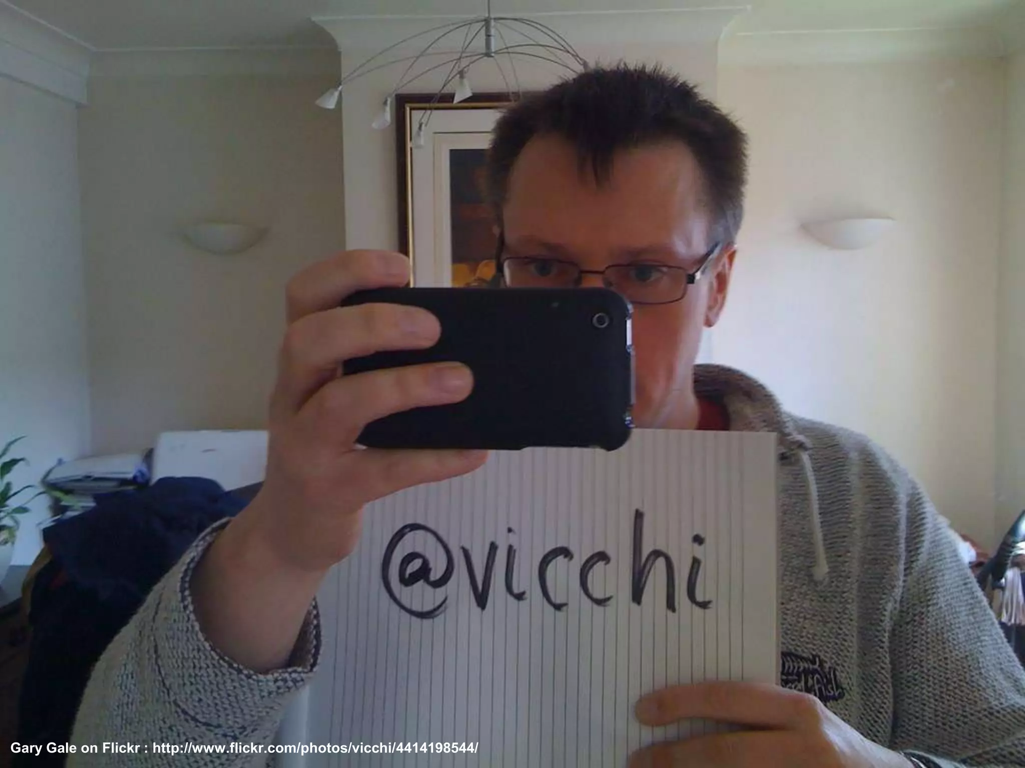 Gary Gale on Flickr : http://www.flickr.com/photos/vicchi/4414198544/