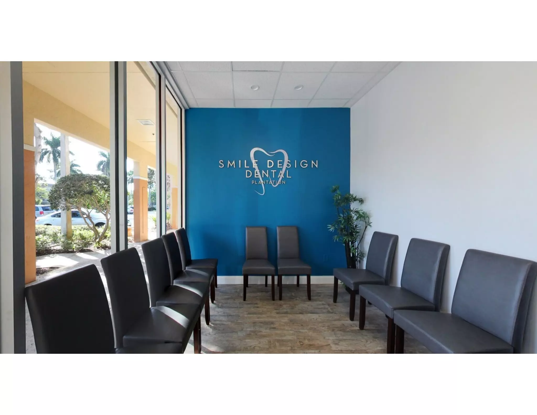 Waiting area at Smile Design Dental of Plantation PPT