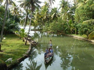 The Water World - Kerala, Kumarakom, Aleppey, Kochi