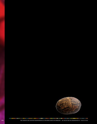 178 LES DROITS DES PEUPLES AUTOCHTONES ET TRIBAUX DANS LA PRATIQUE - UN GUIDE SUR LA CONVENTION N° 169 DE L’OIT 
Cette période intérimaire d’un an donne le temps au 
gouvernement d’adapter les lois et procédures nationales 
aux termes de la convention. Après ce premier rapport, 
le gouvernement doit normalement rédiger un rapport 
concernant la convention N° 169 tous les cinq ans. 
Cependant, si la situation exige un suivi plus précis, les 
instances de contrôle de l’OIT peuvent exiger la rédaction 
d’un rapport en dehors de ce cycle périodique. 
Aux termes de la Constitution de l’OIT, le gouvernement 
doit soumettre un exemplaire de ce rapport aux syndicats 
patronaux et de travailleurs les plus représentatifs, afin 
qu’ils aient la possibilité d’y ajouter leurs commentaires, 
le cas échéant. Ces syndicats peuvent également 
transmettre directement leurs commentaires à l’OIT. 
Le premier rapport du gouvernement, qui suit l’entrée 
en vigueur de la convention, doit se référer à l’ensemble 
des dispositions de la convention et répondre à toutes 
les questions définies dans le formulaire de rapport. 
Les gouvernements doivent faire porter le rapport 
sur la législation, les règles et les règlements visant à 
faire appliquer la convention, et donner la mesure du 
champ d’application de la convention, en précisant 
notamment quels groupes sont concernés parmi la 
population nationale. Dans ce sens, le premier rapport du 
gouvernement peut servir, par la suite, de point de repère 
afin d’évaluer la progression de la mise en oeuvre de la 
convention. 
Généralement, les rapports suivants peuvent se limiter 
aux informations ci-dessous: 
• Nouvelles lois ou mesures concernant l’application 
de la convention; 
• Réponses aux questions du formulaire de 
rapport relatives à l’application concrète de 
la convention (par exemple des statistiques, 
résultats d’inspections, décisions juridiques ou 
administratives) et commentaires transmis par les 
syndicats patronaux et de travailleurs; 
• Réponses aux commentaires émis auparavant par 
les instances de contrôle de l’OIT. 
Les instances de contrôle exigent souvent des rapports 
supplémentaires, en plus des rapports périodiques 
soumis tous les cinq ans. On assiste donc à un dialogue 
permanent entre les gouvernements concernés et les 
instances de contrôle de l’OIT à propos de l’application de 
la convention. 
Les instances de l’OIT chargées du contrôle périodique de 
l’application des conventions ratifiées sont les suivantes: 
la Commission d’experts sur l’application des conventions 
et recommandations (CEACR, Commission d’experts) et 
la Commission de l’application des normes (CAS) de la 
Conférence internationale du Travail. 
La commission d’experts est constituée de 20 experts 
indépendants, qui se réunissent tous les ans à Genève, en 
novembre et en décembre. Le mandat de la commission 
est d’examiner les rapports soumis à l’OIT par les États 
membres concernant les mesures qu’ils ont prises pour 
appliquer les conventions dont ils sont signataires, puis 
d’évaluer la conformité des lois et des procédures du 
pays par rapport à la convention. Pour s’acquitter de 
sa mission, la commission s’appuie également sur les 
informations que lui ont communiquées les syndicats 
patronaux et de travailleurs, ainsi que sur des informations 
disponibles dans le domaine public, par exemple les 
rapports officiels des Nations unies. 
La commission d’experts entame alors un dialogue 
permanent avec le gouvernement, qui peut permettre 
d’identifier de manière très efficace les lacunes dans 
l’application de la convention et dans les informations 
fournies, et de suggérer des mesures et des mécanismes 
visant à améliorer la mise en oeuvre de la convention. 
Après l’examen de chaque rapport, la Commission 
peut adresser des commentaires aux gouvernements 
concernés pour orienter et renforcer l’application de 
la convention. Pour de nombreux pays, la convention 
N° 169, en raison de sa complexité, fait partie des 
conventions qui ont donné lieu au plus grand nombre de 
commentaires de la part des instances de contrôle de 
l’OIT. Les commentaires de la commission d’experts se 
présentent de deux manières: 
• Des «observations», ou commentaires publics de la 
commission d’experts concernant l’application des 
conventions de l’OIT; et 
• Des «demandes directes», envoyées directement 
au gouvernement intéressé et qui exigent 
généralement des compléments d’information sur 
des thèmes spécifiques. 
 