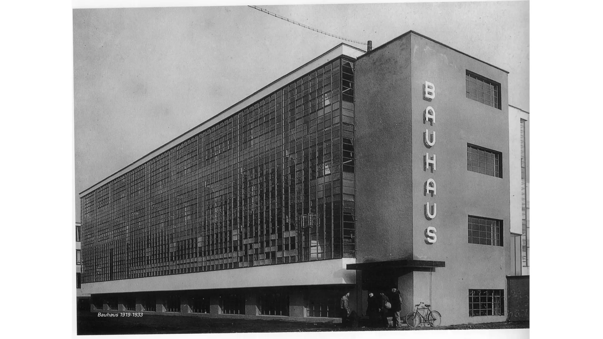 FITC
Spotlight UX/UI 2017
What is the Material of UX?
Bauhaus 1919-1933
 