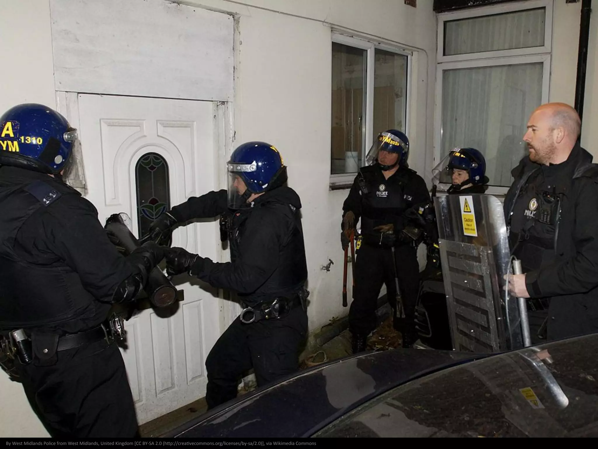 OMG WHADDA
wicked pissaH
René	
  Spitz	
  (renespitz)	
  [CC-­‐BY-­‐ND-­‐2.0	
  (hNps://crea<vecommons.org/licenses/by-­‐nd/2.0/)],	
  via	
  Flickr	
  -­‐	
  hNps://www.ﬂickr.com/photos/renespitz/3383405574/	
  
 