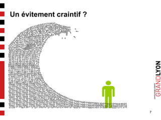 7
Un évitement craintif ?
 