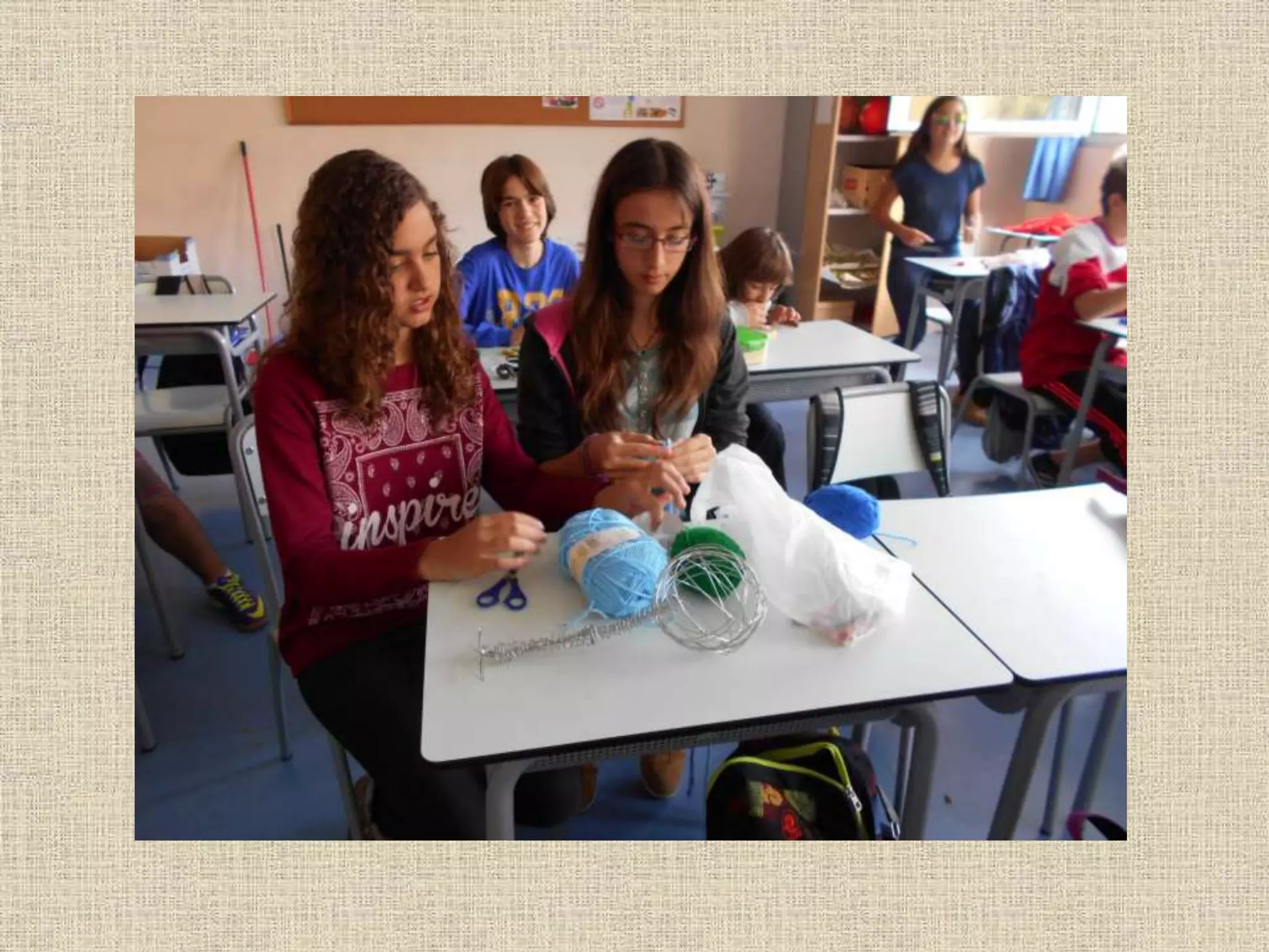 Art and Nature Project. Seeds and spores. Wire sculpture