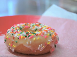 rainbow sprinkle donut By tommy.chheng
http://www.ﬂickr.com/photos/tommychheng/3226662528/
 