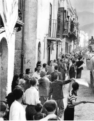 World.War.Ii.In.Photographs