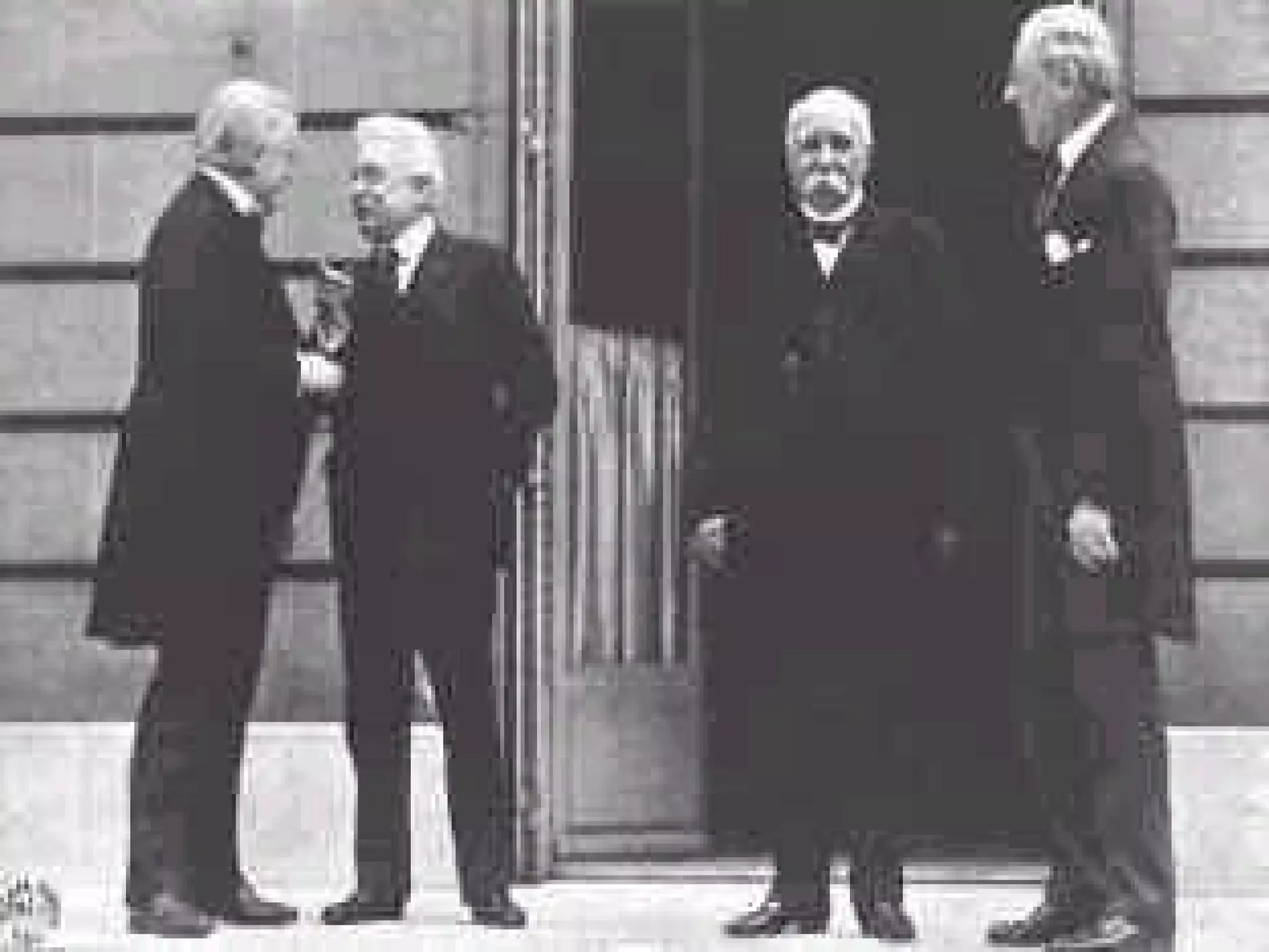 In attendance... the  BIG  four France (Premier Georges Clemenceau) Britain (PM David Lloyd George) Italy (Premier Vottorio Orlando) US (President Woodrow Wilson) 