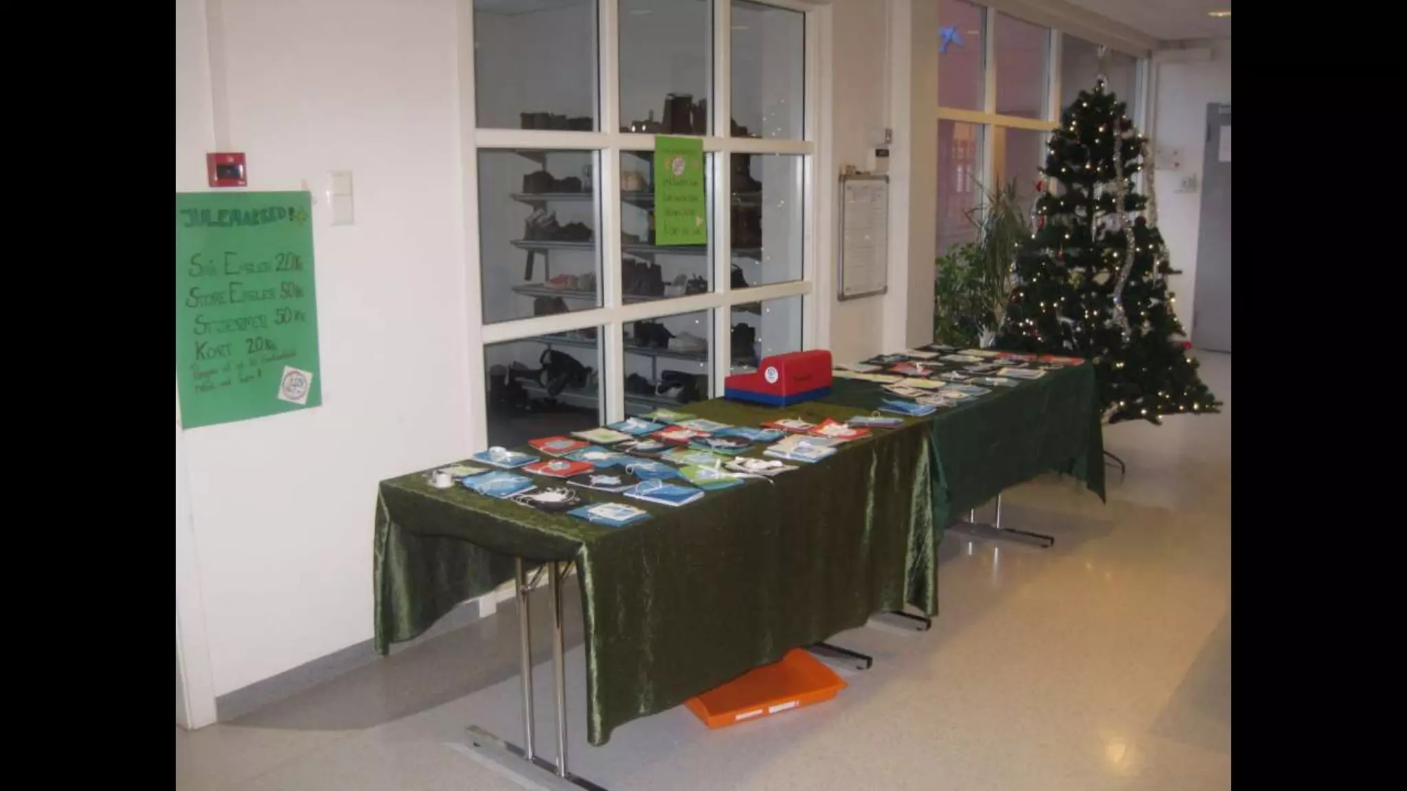 Comenius X mas market