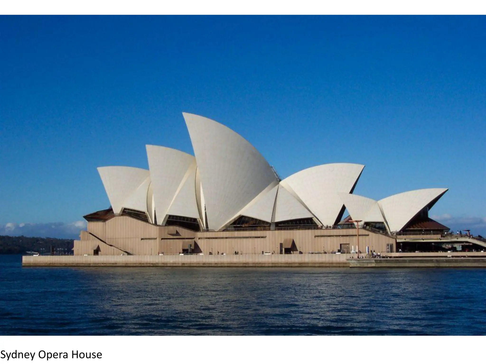 Principles of Design
BALANCE
Asymmetrical balance
City Hall, London by Foster and Partners
Sydney Opera House
 